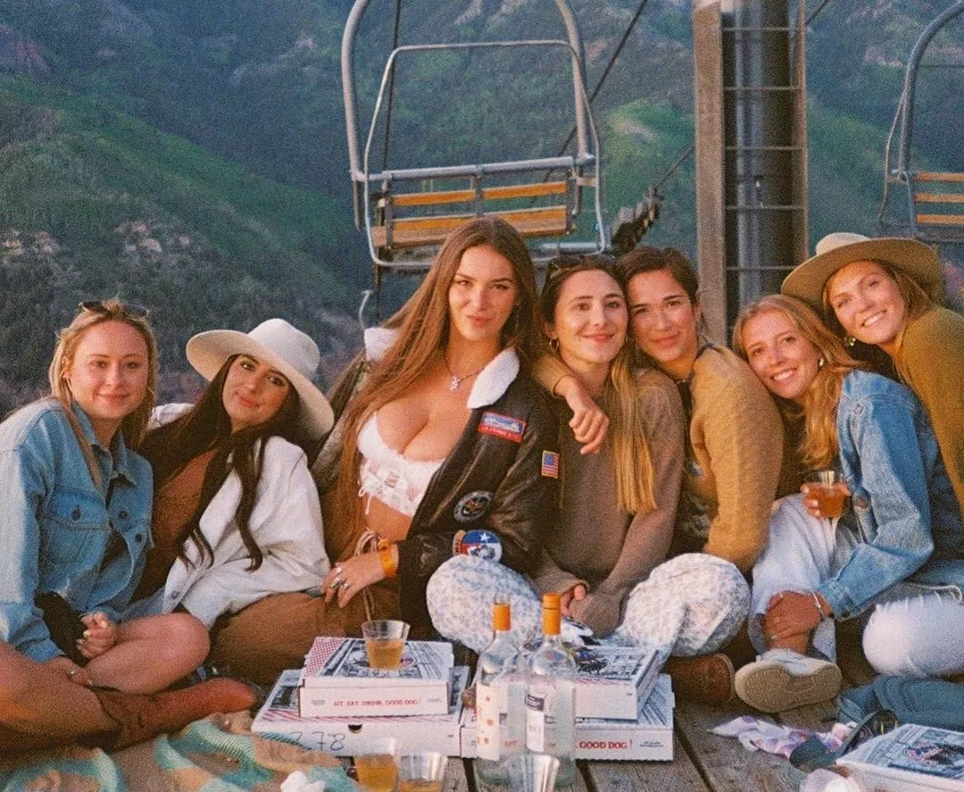 And entire row of envy. 6:1 posted by notyouraveragesub