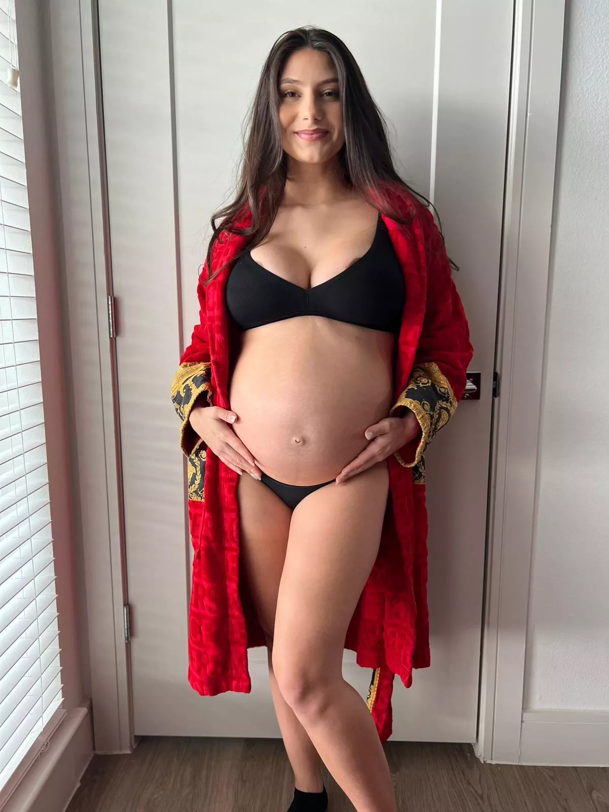 Do I still fuckable at 9 months pregnant? posted by aubrey_adamsx