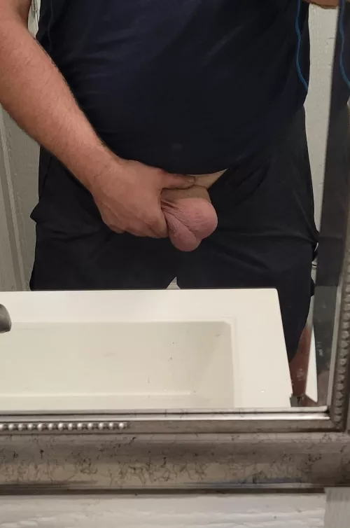 Do women actually like big balls? by coolguyjohnwayne