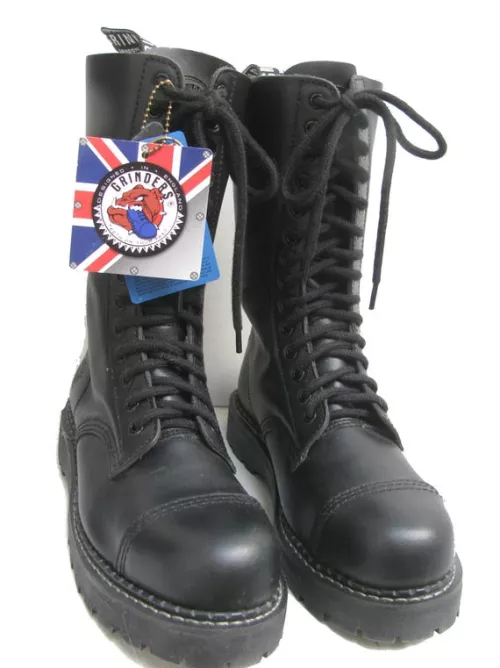 Help me identify these boots by milkless_cereal