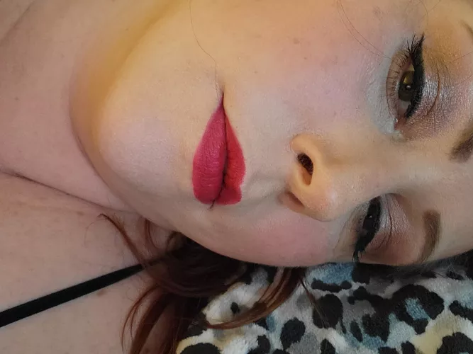 Hi there by mellymac123