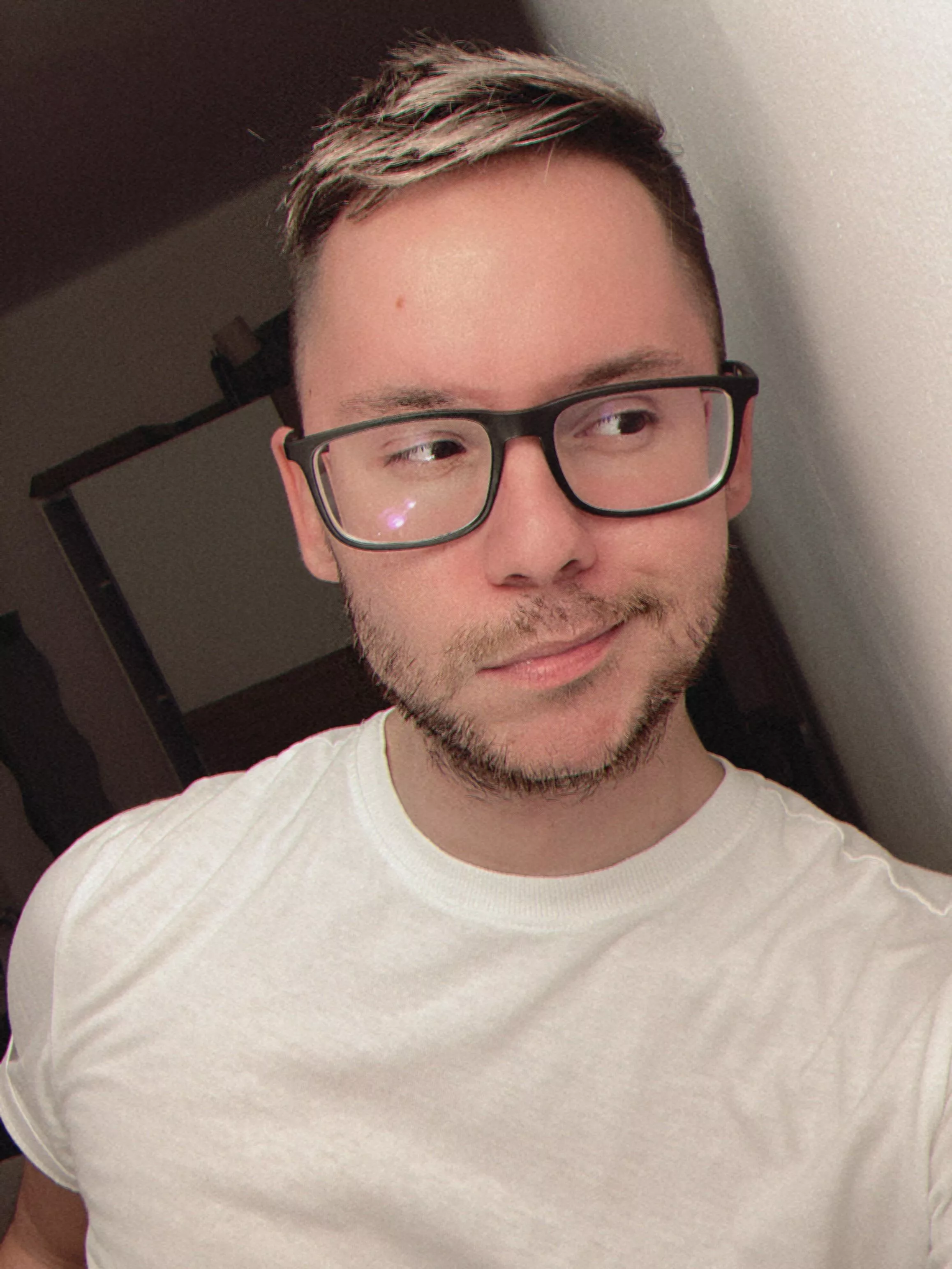 How are you today ? 👻 posted by erkson99