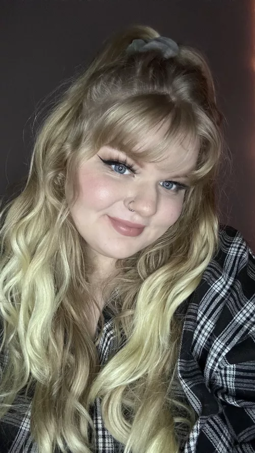 i just feel real cute by saucyysarahhh