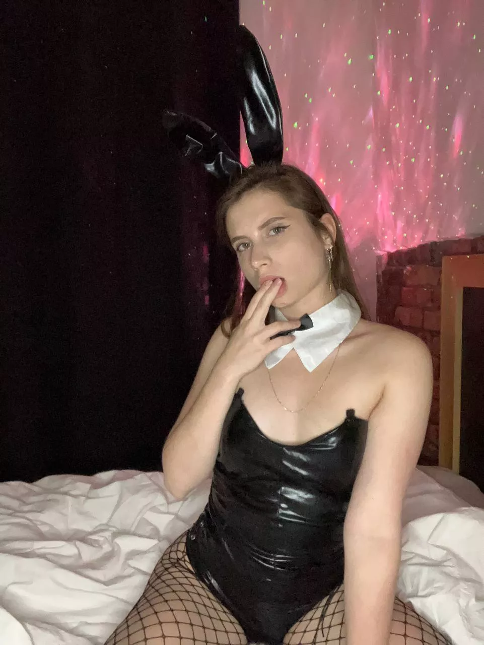 If i was your roommate would we fuck? posted by degageCanistel