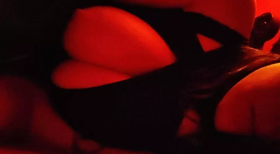 Last post got removed for not being gonewild enough, hb this? by crockkernel