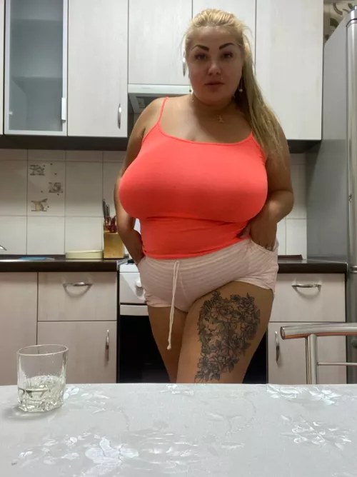 My body is made for your by Angelica_BigTits