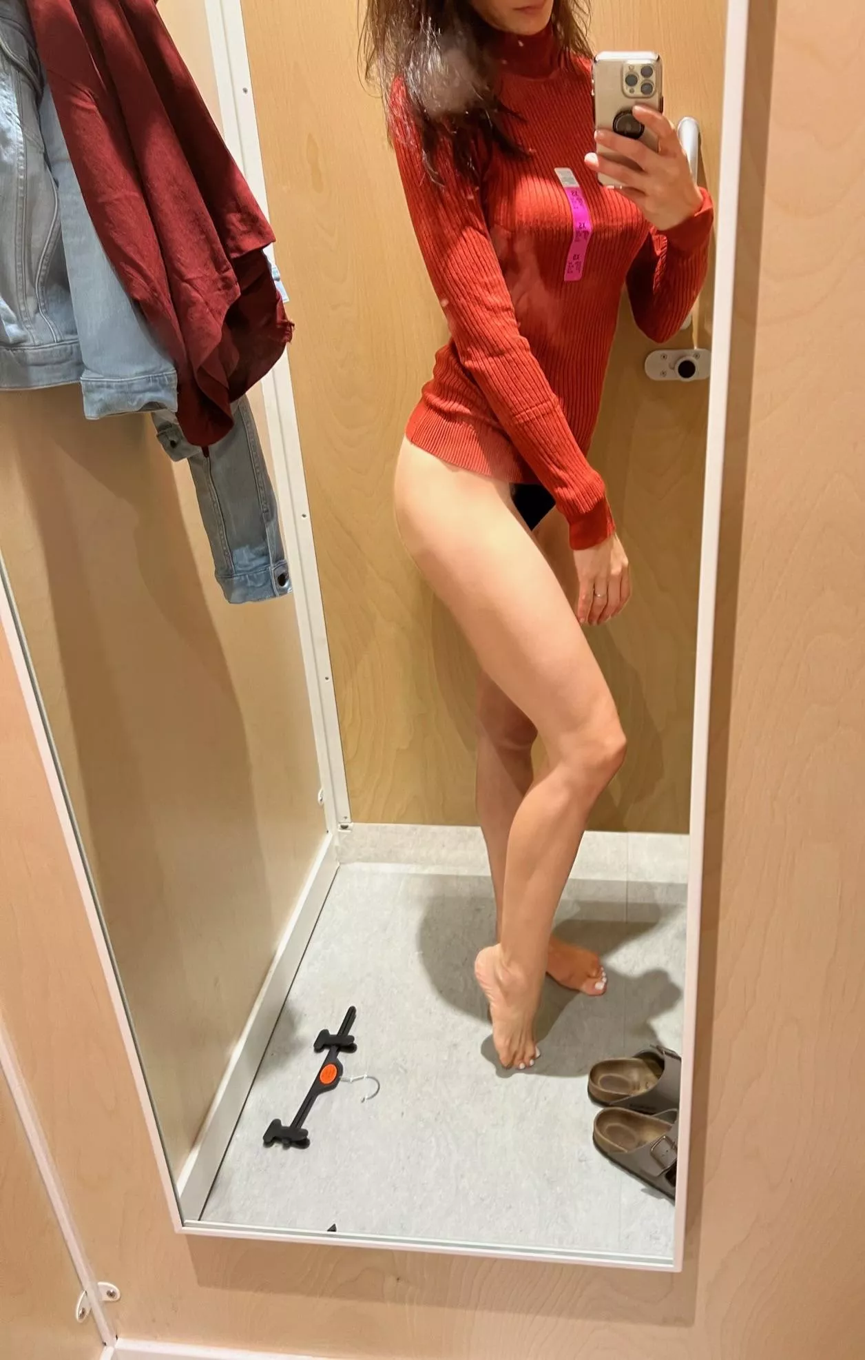 No pants makes everything sexier posted by the_flexi_belle