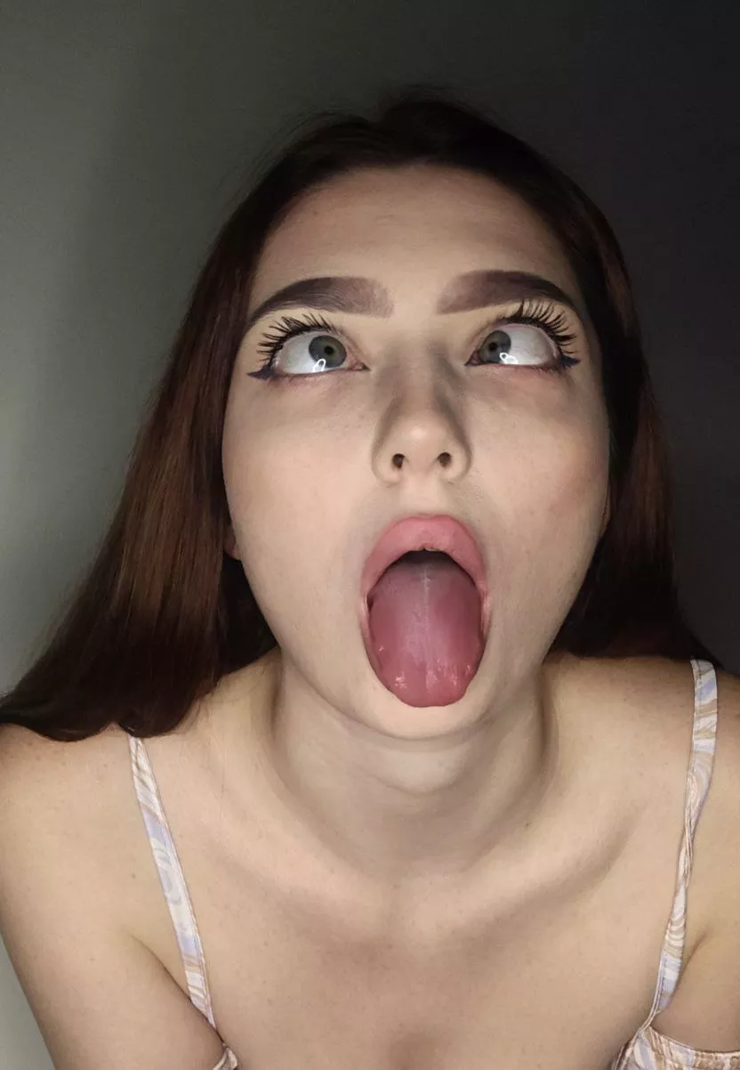 Spray it inside my mouth Daddy posted by kinky_pixie_Olha