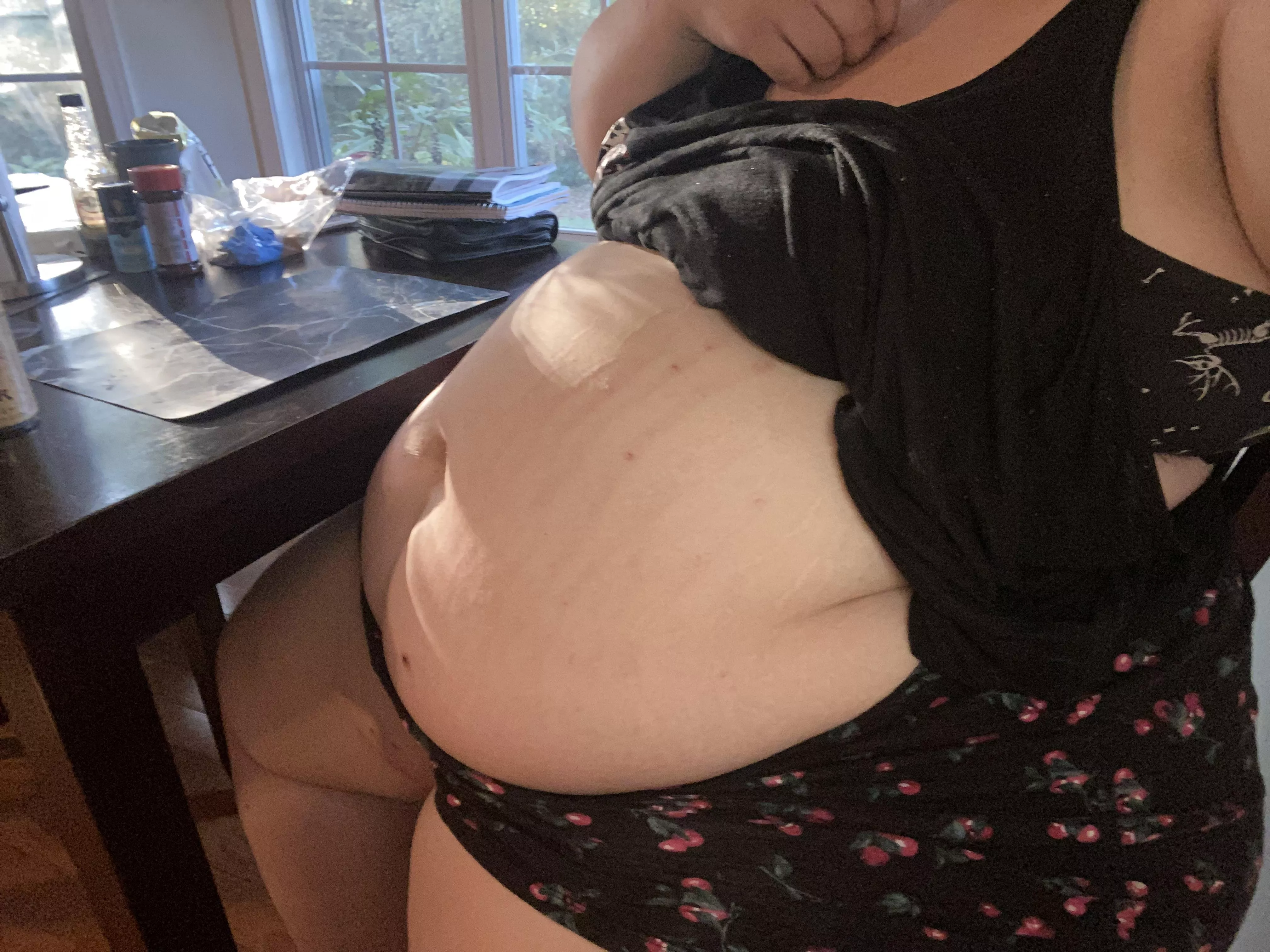 Starving for breakfast posted by xnikkixhorrorx