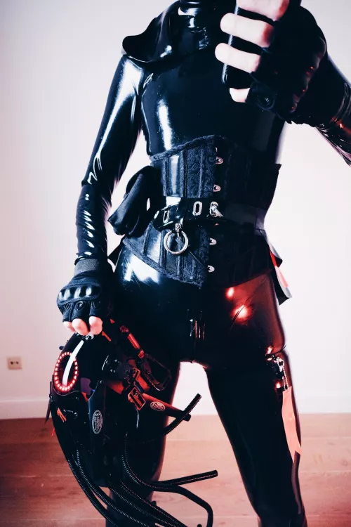 Still can't believe how great a made to measure corset fits! by frauwke