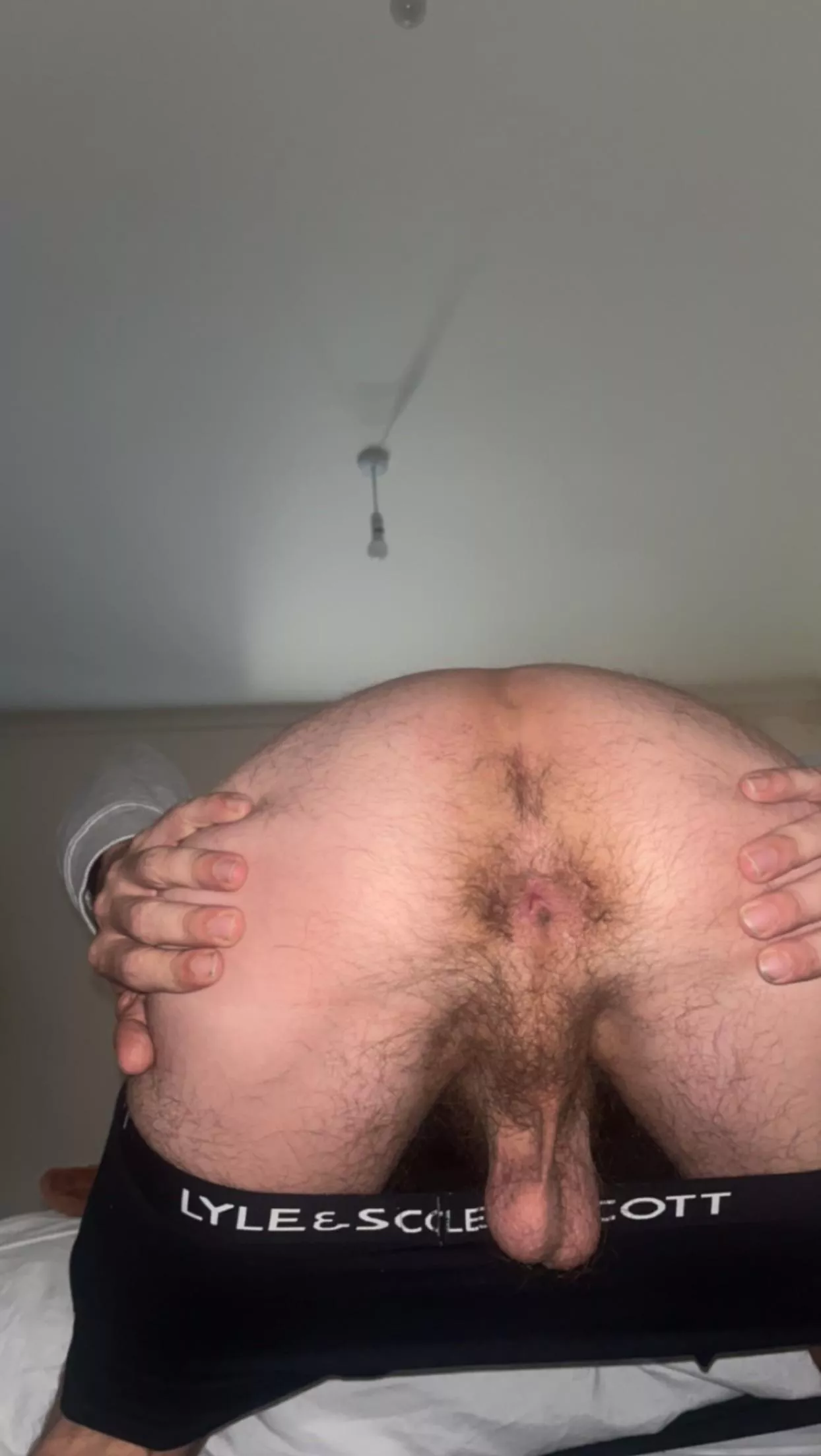 Who’s cummin in me posted by Hungandhorny91