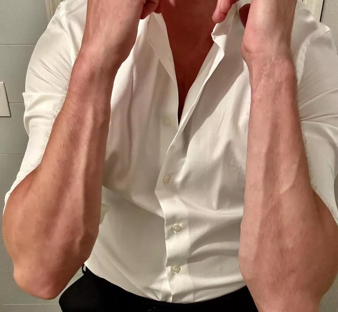 You’d look better in my arms posted by cozylongsleeves