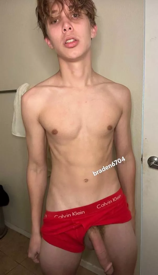 18 Who wants to suck? posted by entourage717