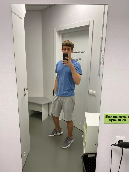 22 yo, League of Legends, EUNE, but I can play other games too by Izengrim