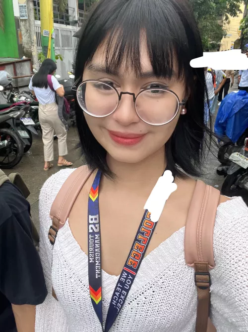 Am I a pretty sissy? by maysusie