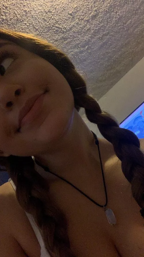 Can I send you cute pics? pls 🥺 by GraciaSousa