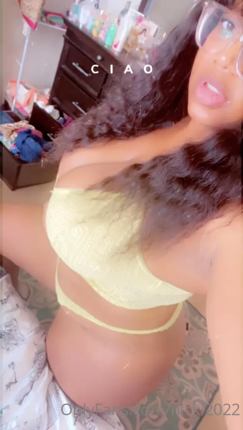 Do Ebony Moms get lover here too? by AlmightyEmpressNicki