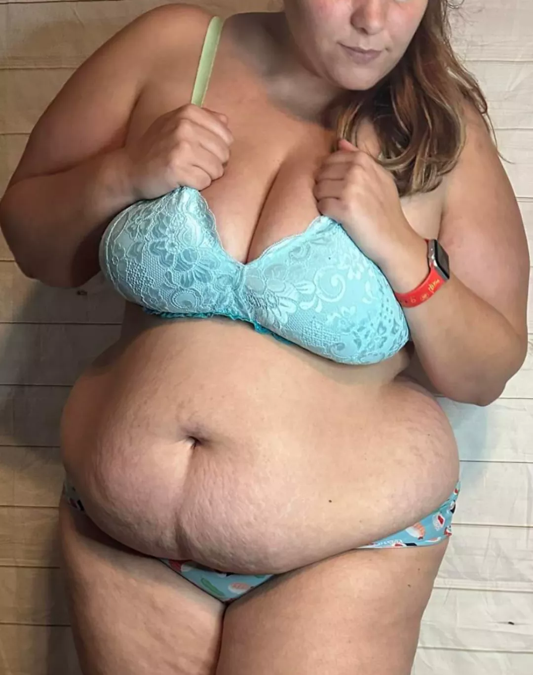 Feeling good after brunch today! 🥵 posted by abigailgray256