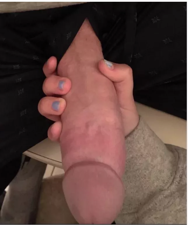 Giver her a hand posted by Comfortable_Egg_8031