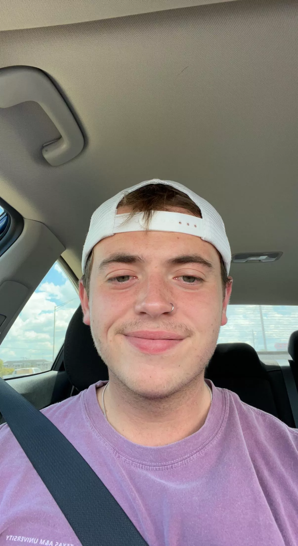 Howdy everyone :) posted by Objective-Welder