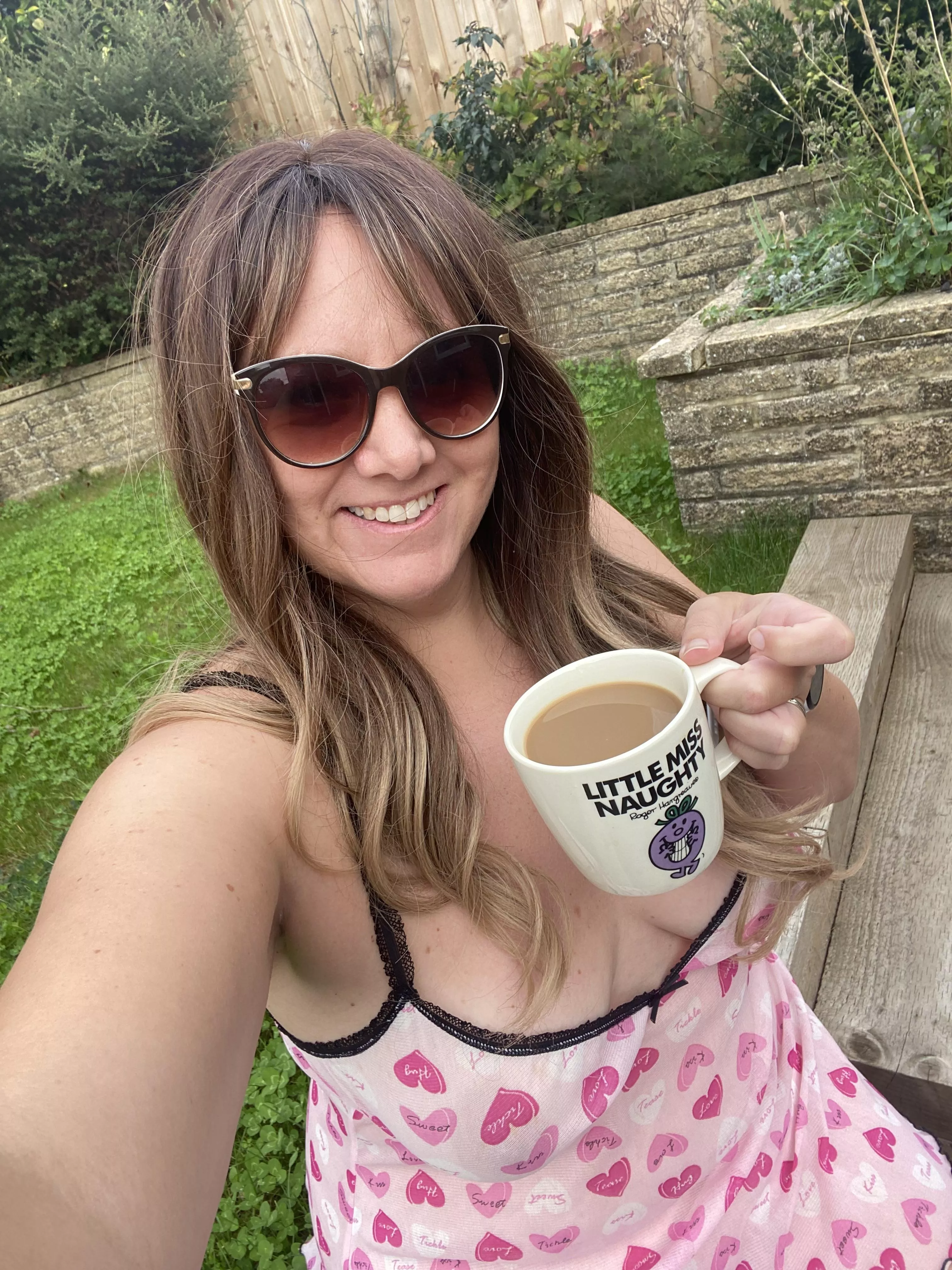 I love that it’s still warm enough to sit in the garden with my morning coffee posted by TheCurvyNurse