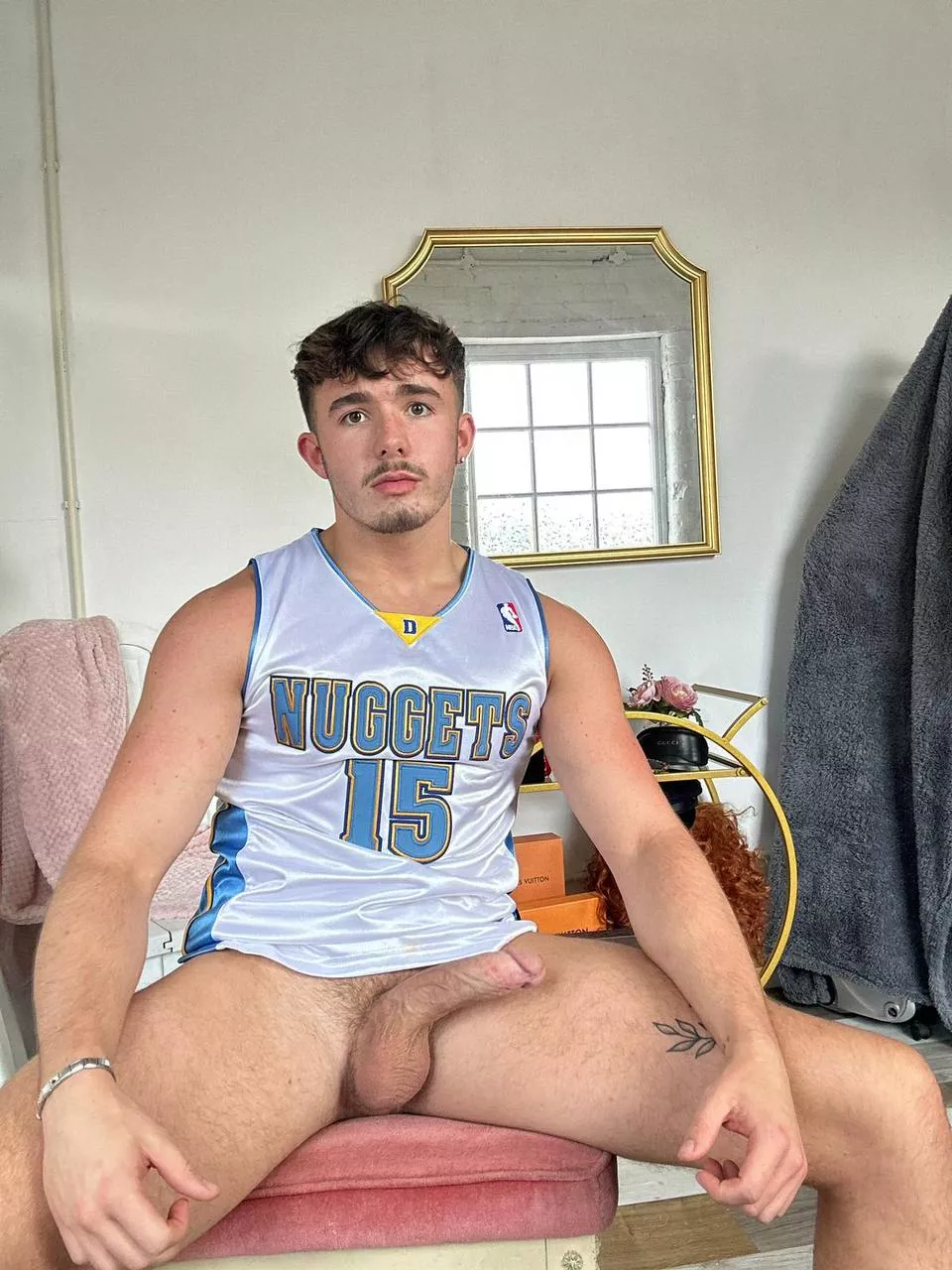 i need your help.. posted by miserablythirstyst