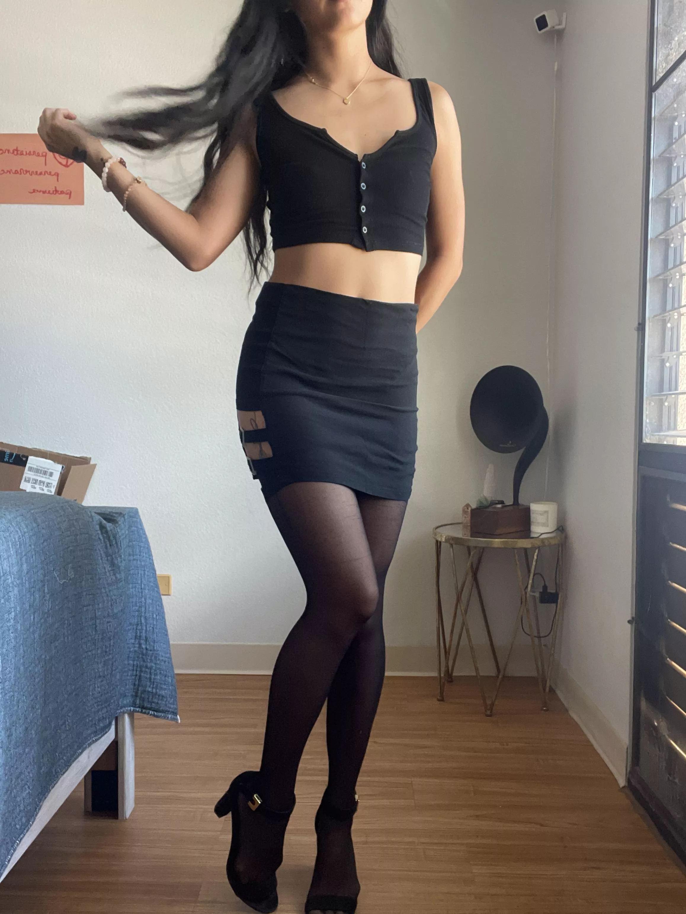 It's happy hour somewhere posted by SpanksAndCakes