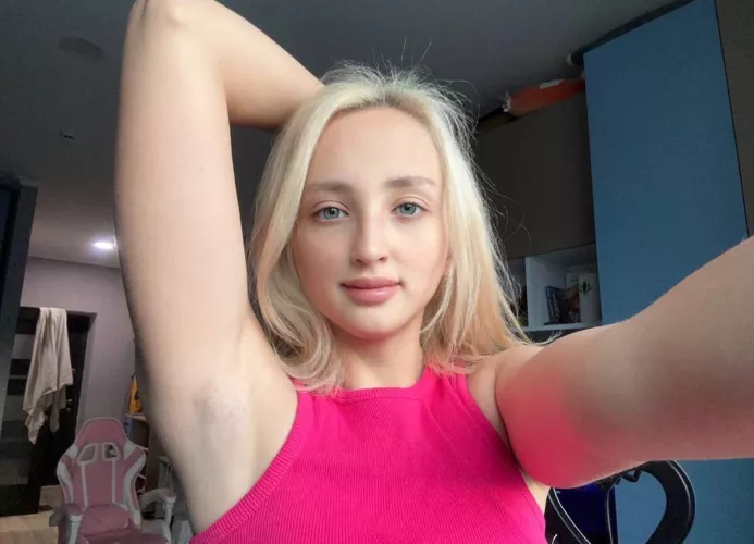 Just got back from the gym...wanna smell my armpit? by AyliasTheCoder