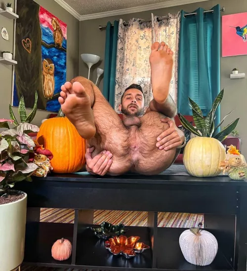 Open wide by Vinny_Verse