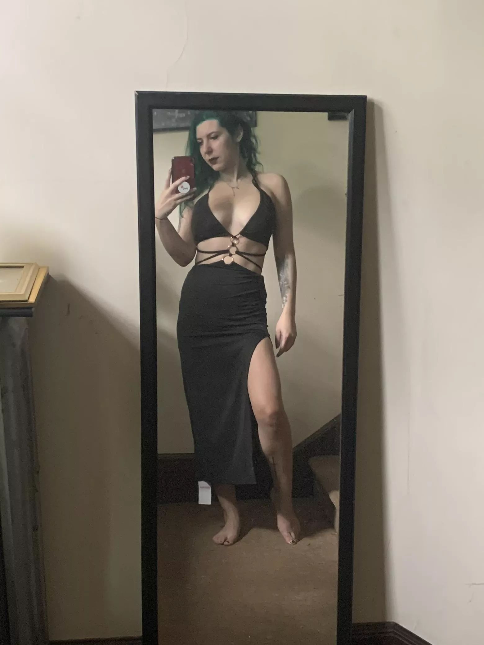 Showing some skin posted by sirenskiss3