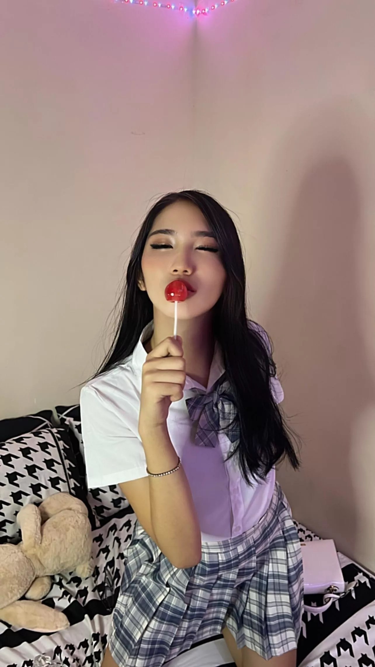 sweet student posted by PisceanPixie_