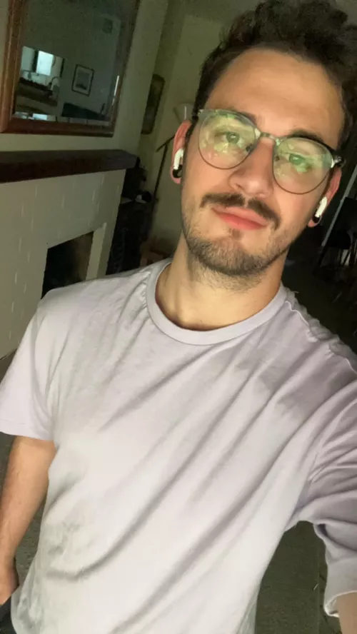 Taking a break from BG3 and felt kinda cute. Happy Friday! :) by robertjay2425