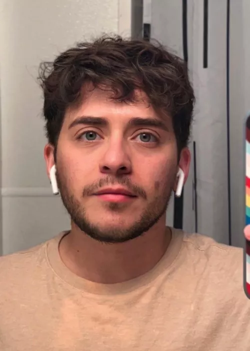 This gives me mugshot vibes by BabyDaredevil