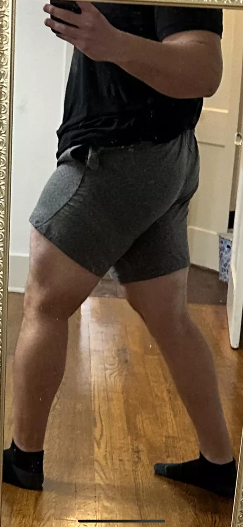 Thunder thighs for the guys. by After-Dinner-4435