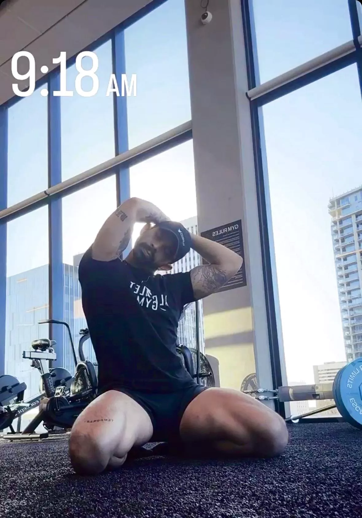 We don’t talk about how underrated a good pair of thighs/quads are and how much they get me going. posted by EfficientNose5550