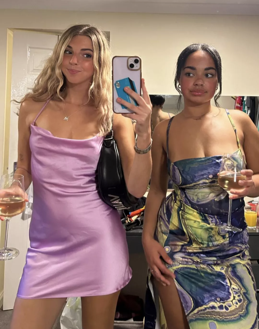 Who's your pick? [2] posted by DuckGoesMooo