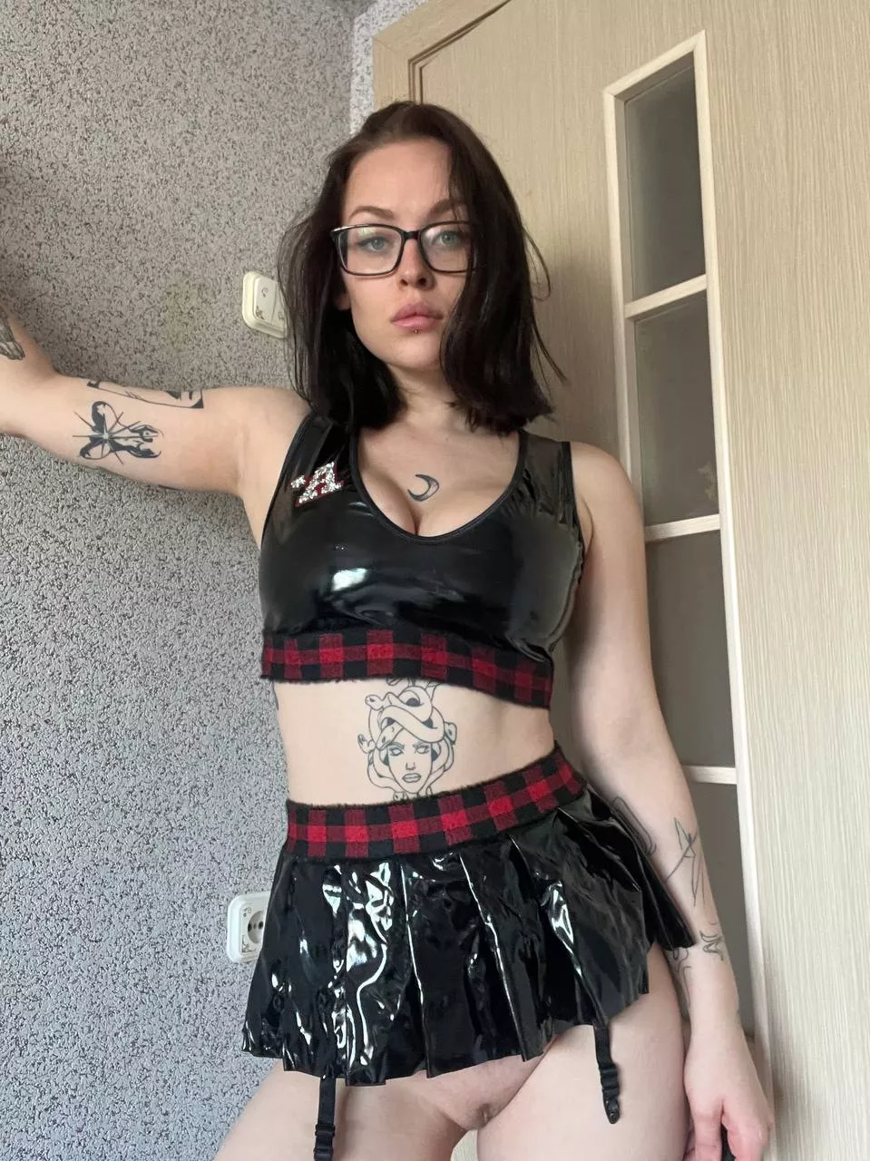 Would you fuck a naughty Goth posted by puppimaniax13