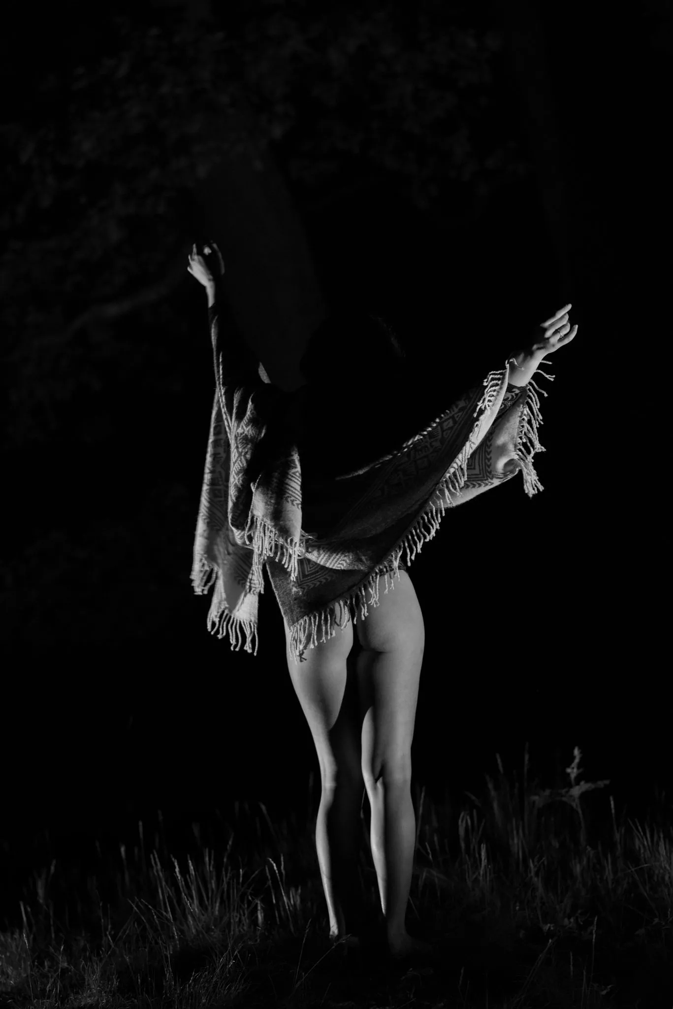 A Girl Who Rocks the Monochrome Look posted by MaskedBeauty42