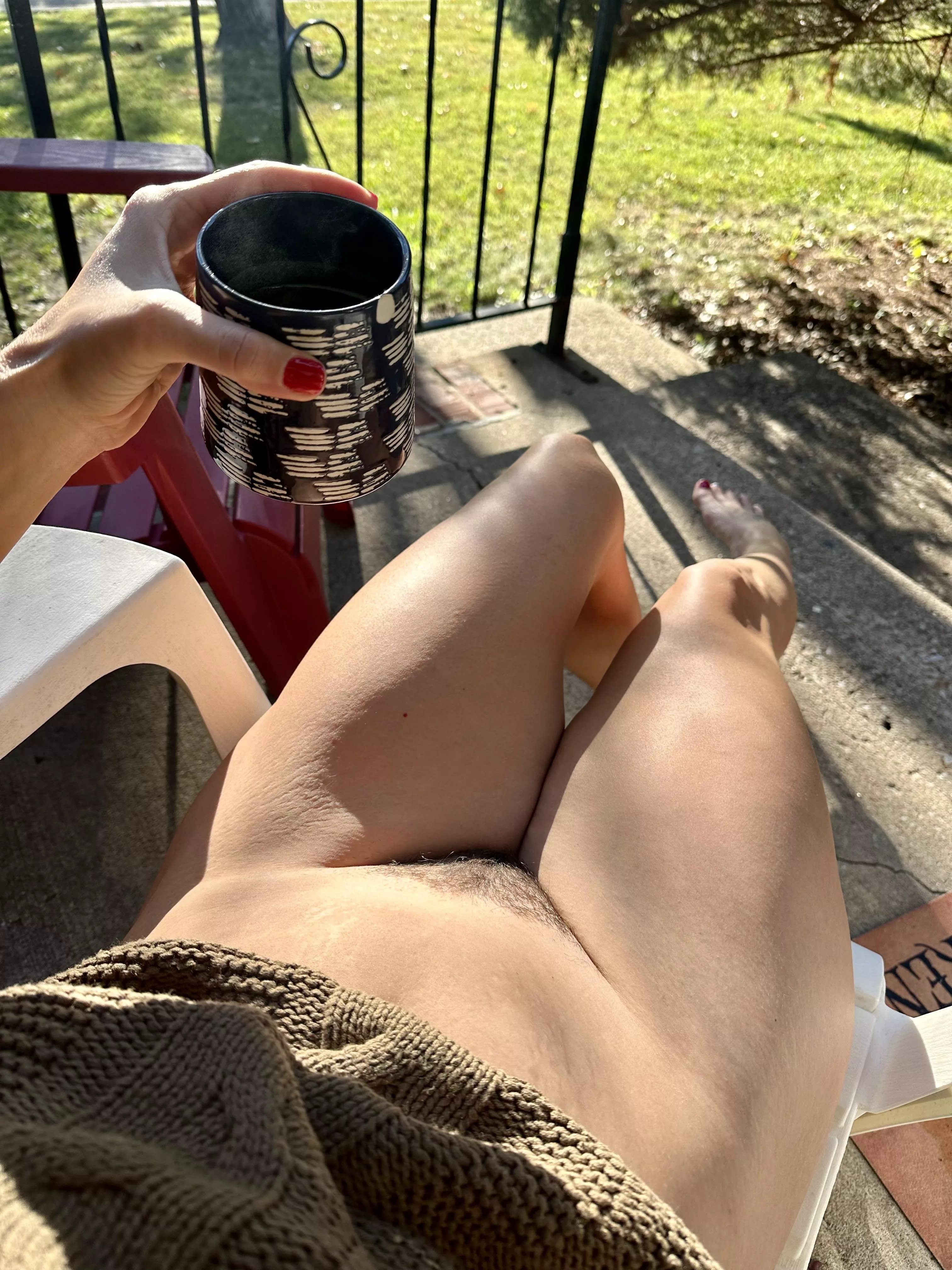 A hairy pussy and a cup of warm coffee to start your day? posted by thefruitsof_eve