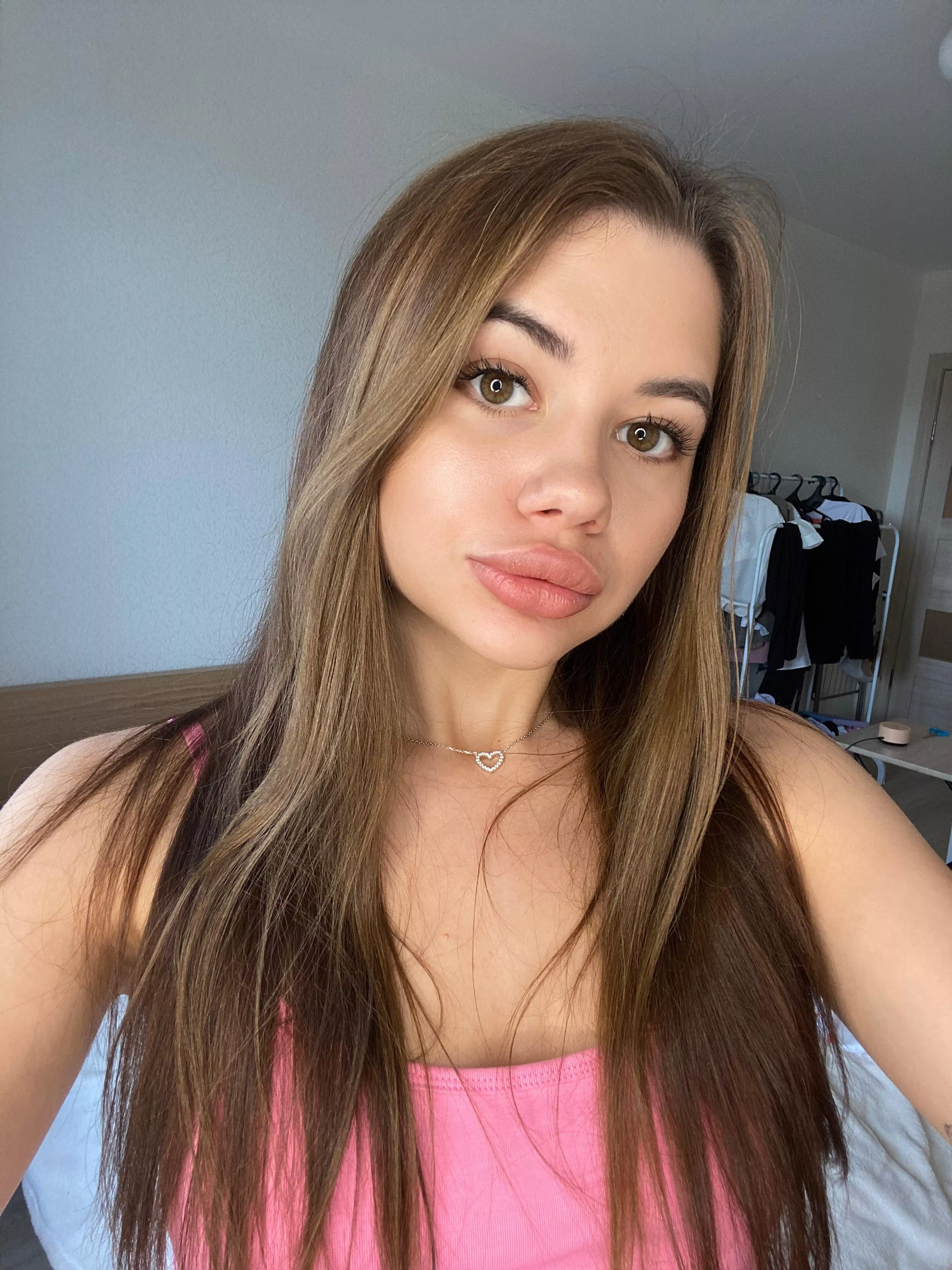 Am I look like your dream girlfriend? posted by evahotie