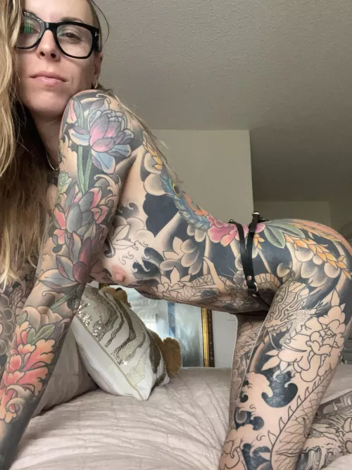 Come explore my flowers 🌸 by kuzagirl