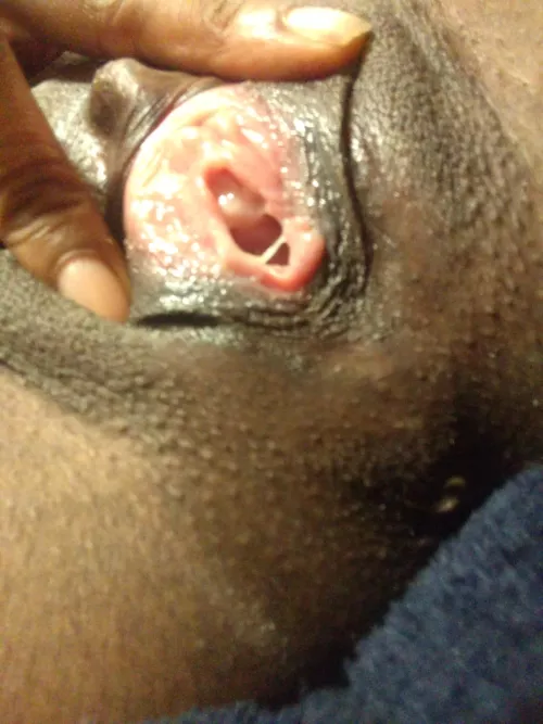 Cum stretch it out with your hard wood daddy 😏💦🍆 by imaniih4_20