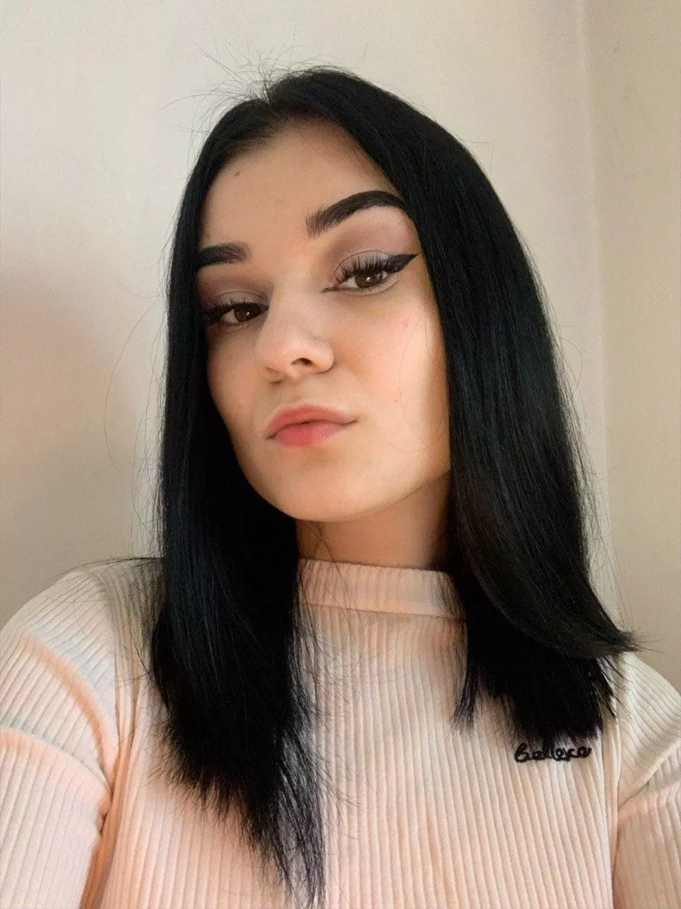 Dark and cute in one shot📸 posted by Angelic_Seductress9