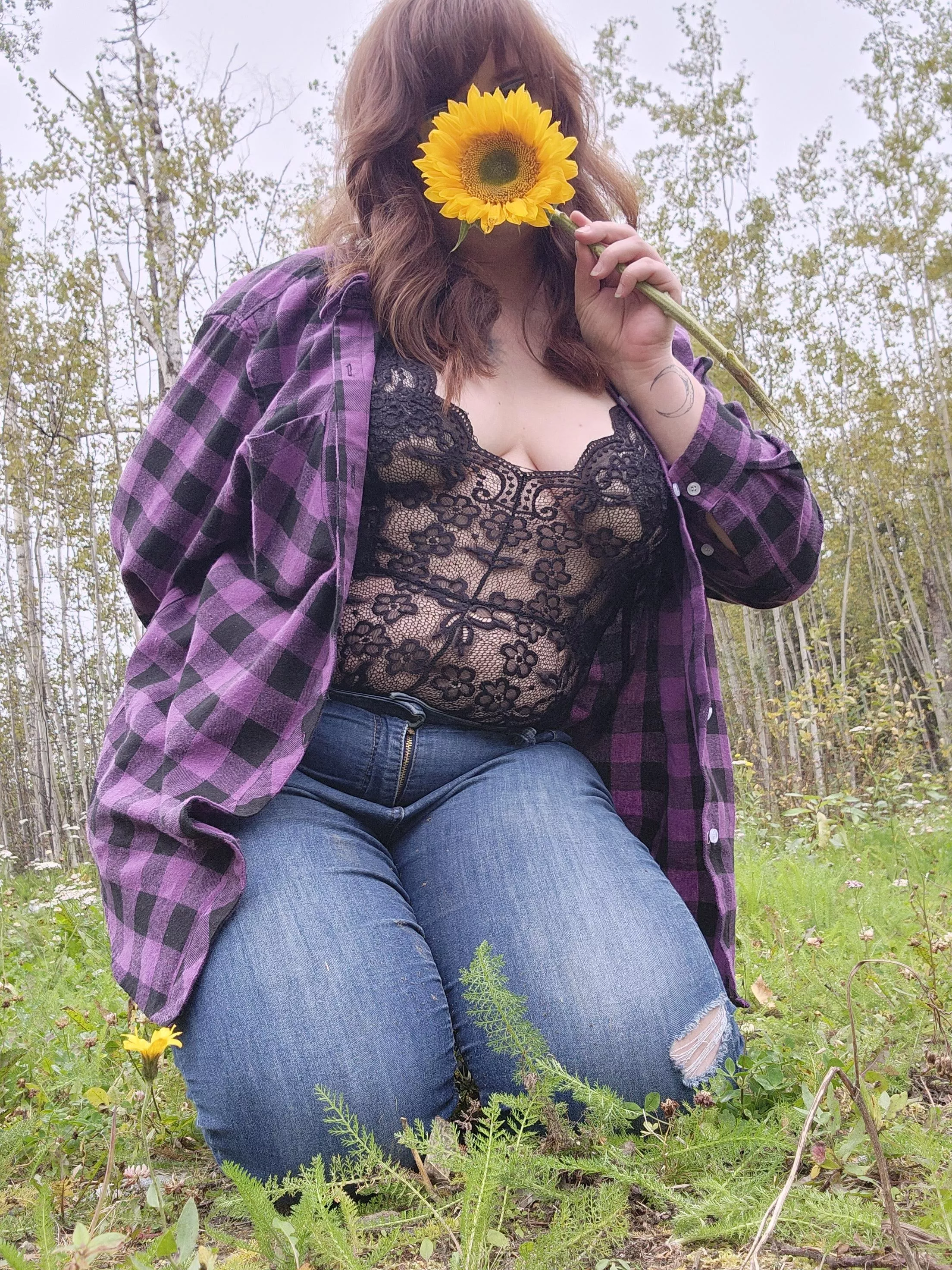 Fall fun in my flannel 😈 posted by StonedGamerVeronica
