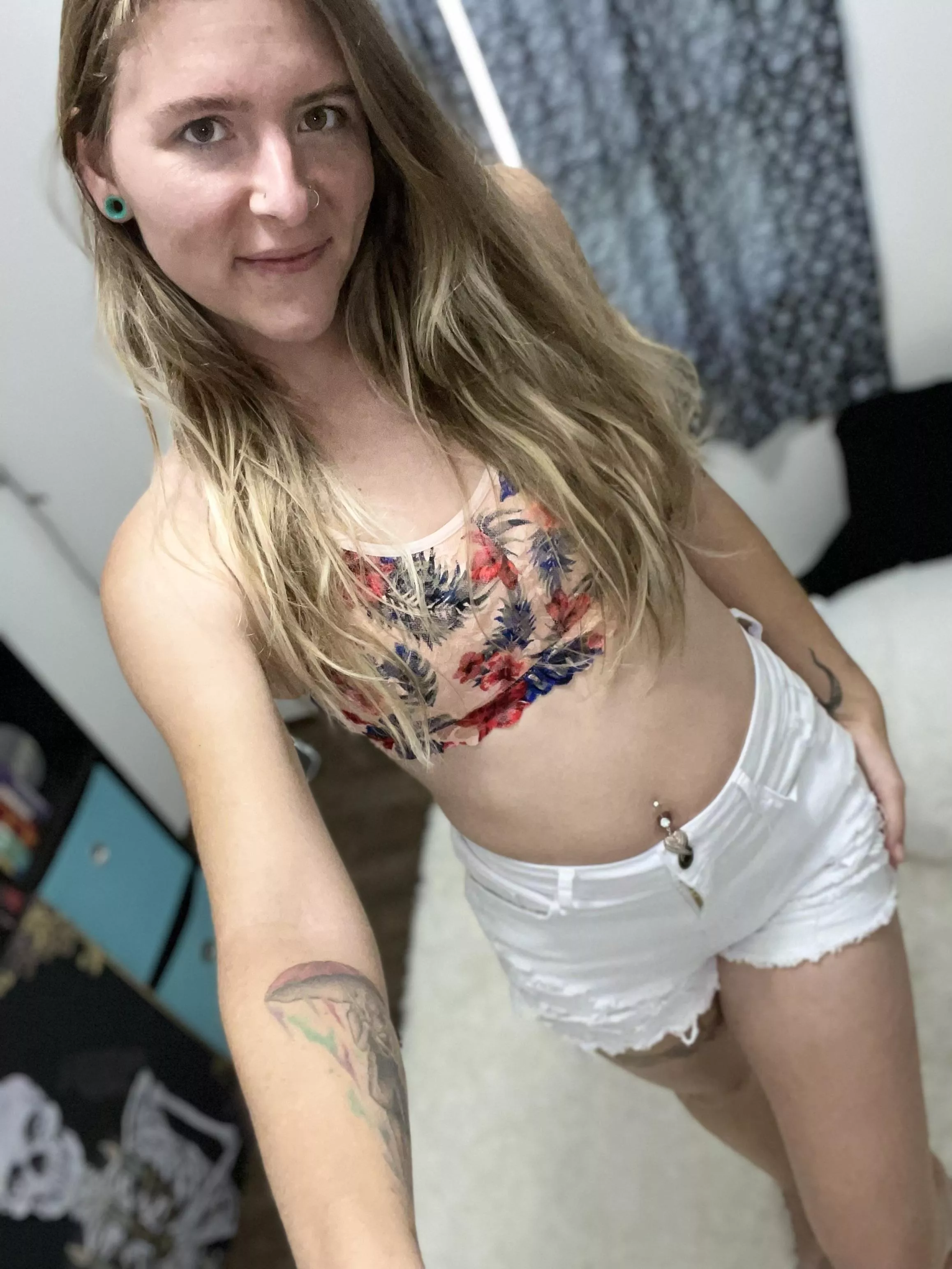 Give it your best shot posted by xo_lillith_ox