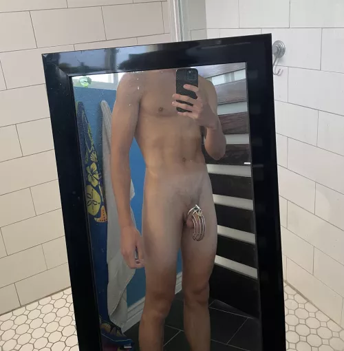 Got a smaller cage :) by jhunt096