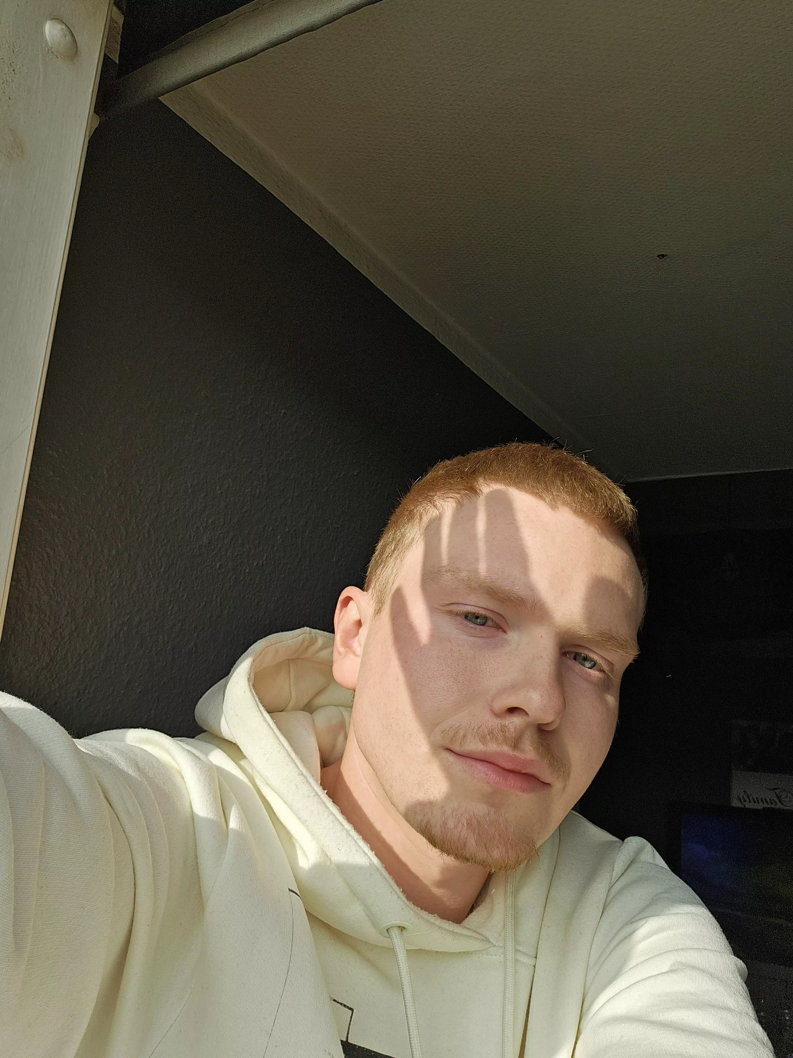 Had to cover the sun with my hand #blindedbythesun posted by YourVeryOwnGingerBoi