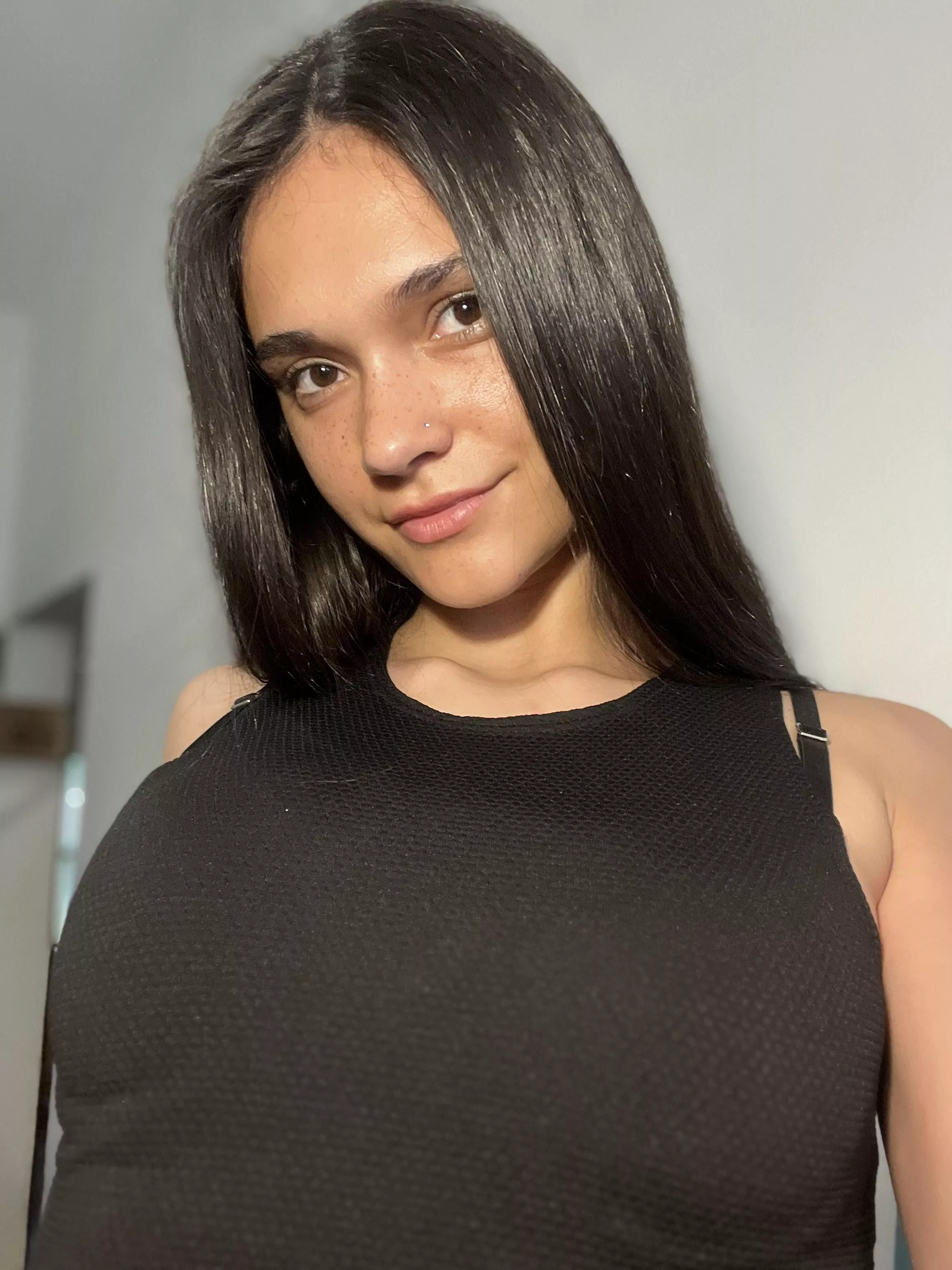 Hate wearing makeup because I like my freckles too much posted by MrChezSandvich