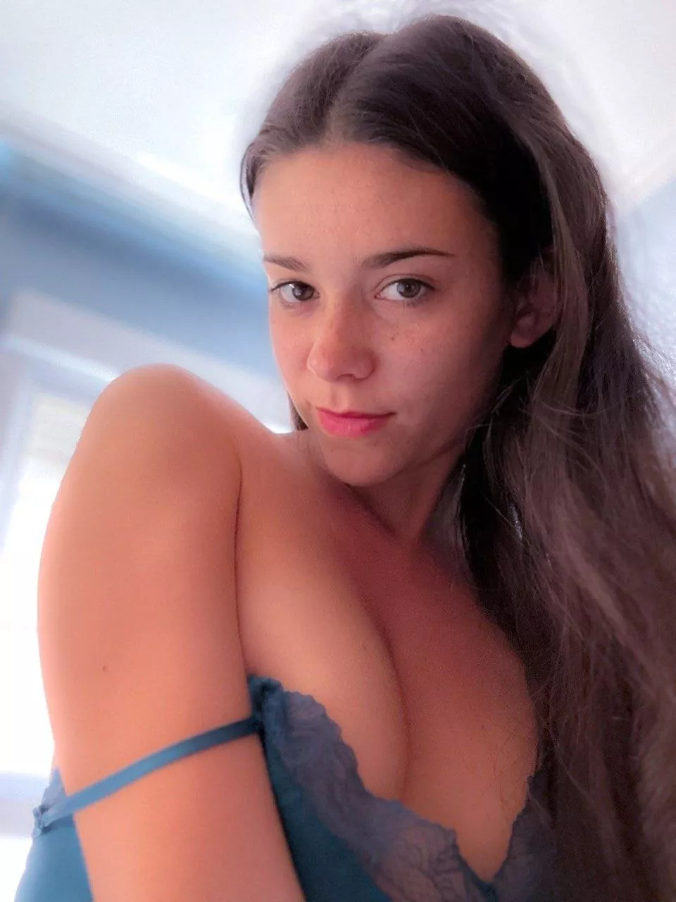 How I am teasing my roomate daily.. [f22] posted by Zippydinocrash