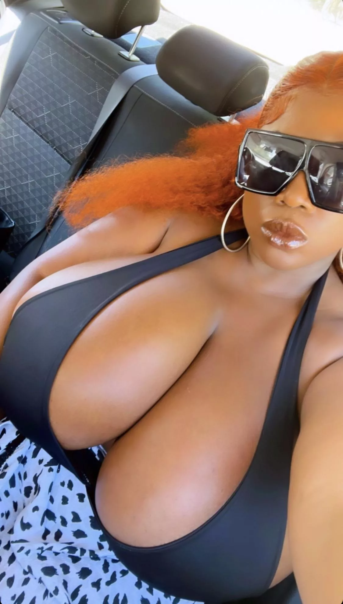 Major cleavage posted by Sn1per100